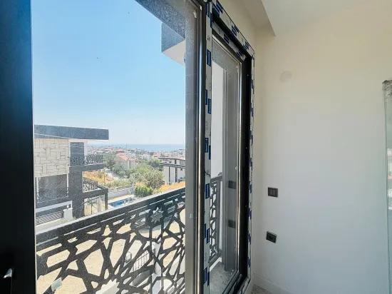 İzmir Seferihisar Tepecik Stadtviertel In Der Nähe Des Meeres Mit Meerblick 3+1 Zu Verkaufende Doppelvilla