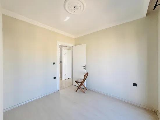 In İzmir Seferihisar Cumhuriyet Viertel Mit Gemeinsamem Eingang 3+1 Zu Verkaufen Freistehende Villa