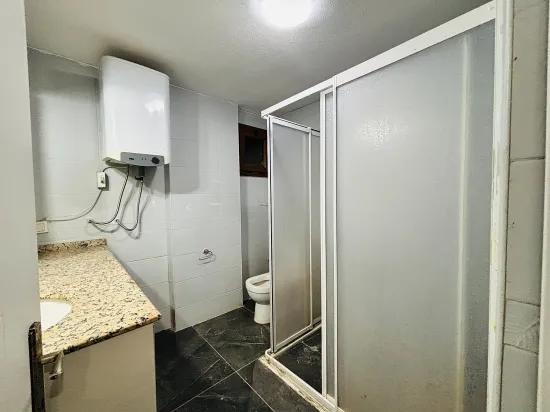 İzmir Seferihisar Im Bengiler Viertel Mit Geschlossener Küche 2+1 Erdgeschosswohnung
