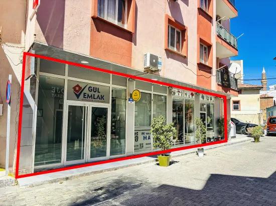 İzmir Seferihisar Im Zentrum 110m² Zum Verkauf Geschäft