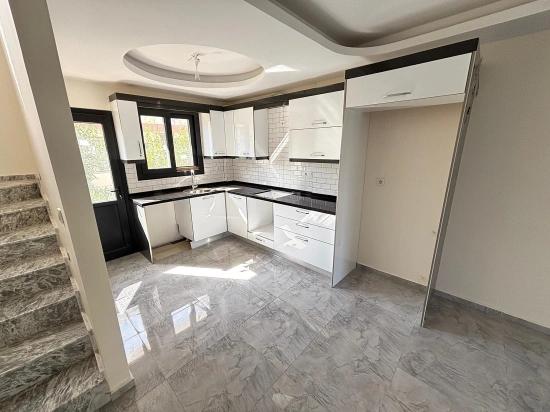 Geräumige 3+1 Villa Zum Verkauf Im Zentrum Von Seferihisar Doğanbey