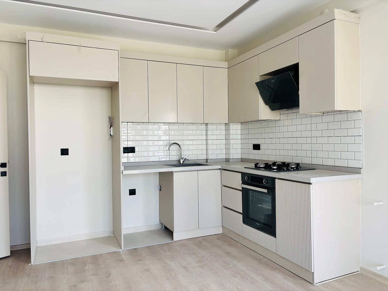 2+1 Mid-Floor Apartment For Rent In Çolak İbrahim Bey Neighborhood, Seferihisar, İzmir