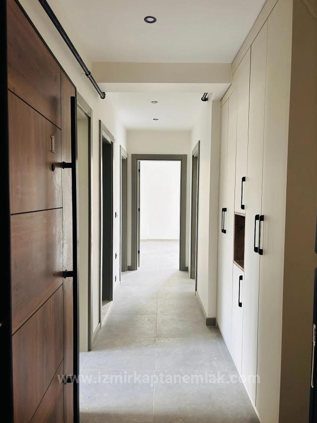 Located In A Gated Community With A Swimming Pool And Security Cameras In Çolakibrahim Bey Neighborhood, Seferihisar, İzmir.