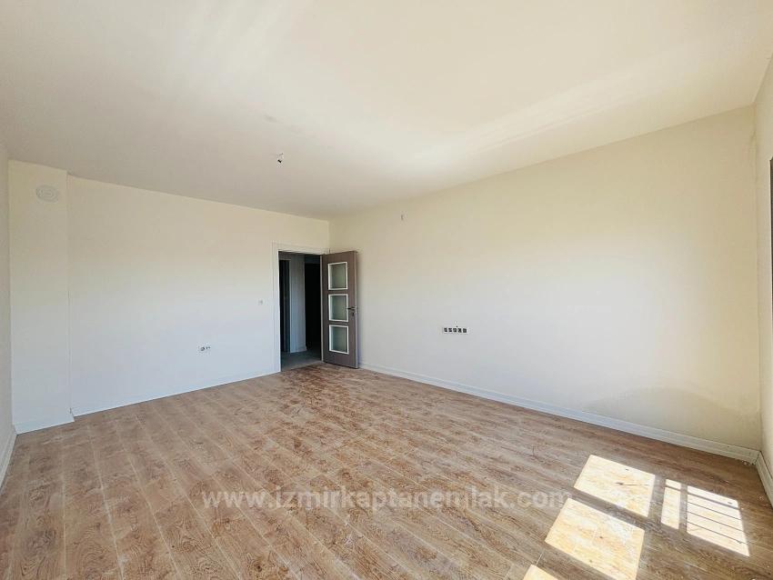 3+1 Mid-Floor Apartment For Rent In İzmir Seferihisar Toki 3Rd Stage Project