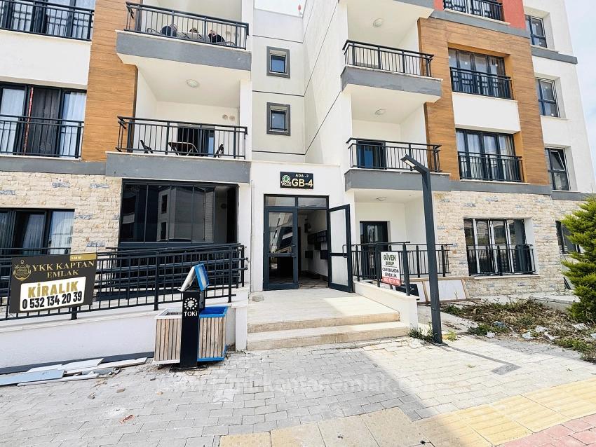 3+1 Mid-Floor Apartment For Rent In İzmir Seferihisar Toki 3Rd Stage Project