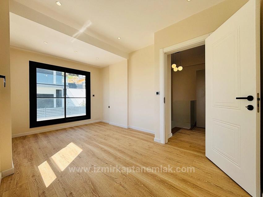 Ultra Luxury 3+1 Villas With Full Sea View In Atatürk Neighborhood, Seferihisar, Izmir