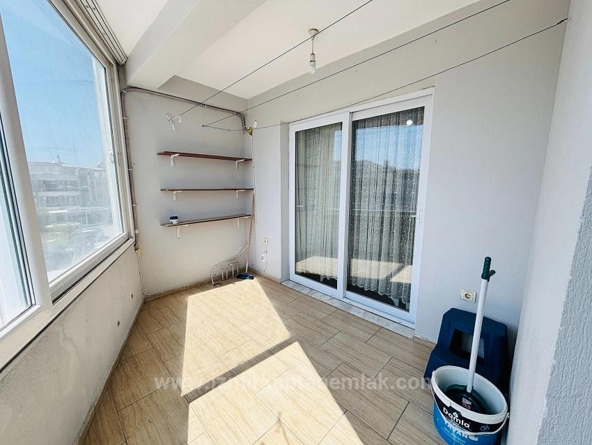 2+1 Apartment For Sale In Bengiler, Seferihisar, Izmir, In The Market Center, Front Facing, With Closed Kitchen