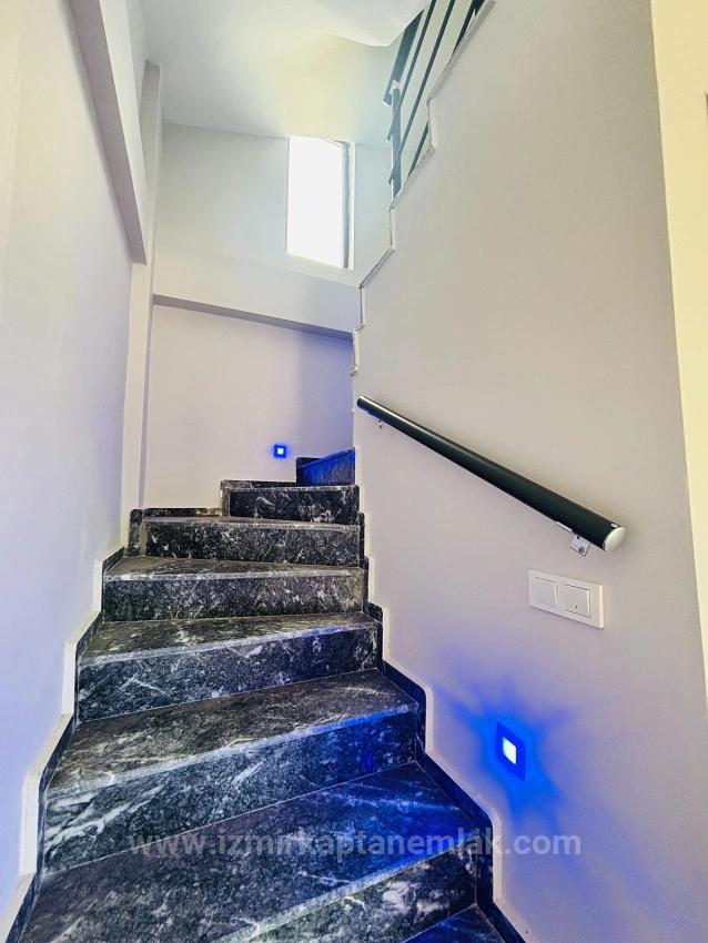 2+1 Duplex Villa In Cumhuriyet Neighborhood, Seferihisar, Izmir
