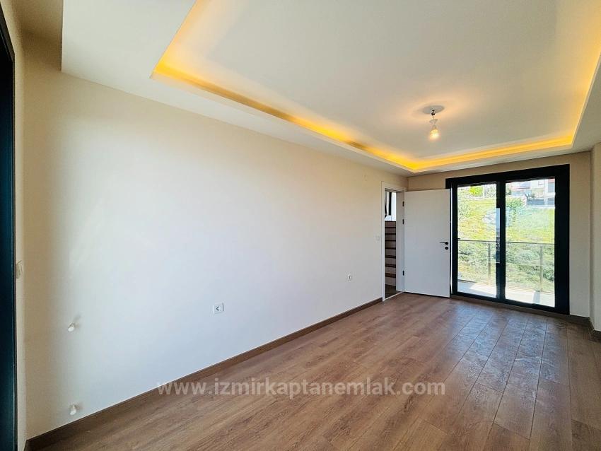 Sea View, 5+1 Detached Triplex Summer Villa With Pool In Akarca, Seferihisar, İzmir