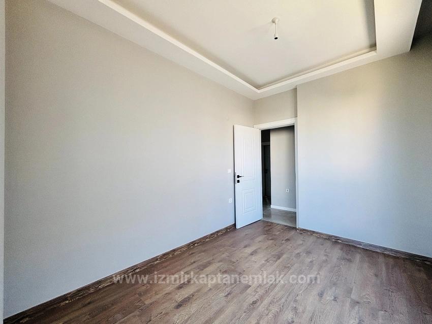 3+1 Detached Villa With Pool For Sale In Cumhuriyet Neighborhood, Seferihisar, Izmir