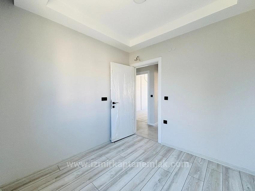 Semi-Detached Villa For Sale In Payamlı Neighborhood, Seferihisar, İzmir, 350M From The Sea, 3+1 Layout.