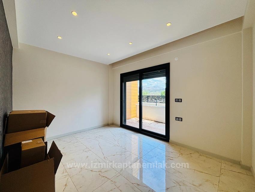 3+1 Ultra Luxury Semi-Detached Villa With Pool For Sale In Kavakdere Neighborhood, Seferihisar, Izmir