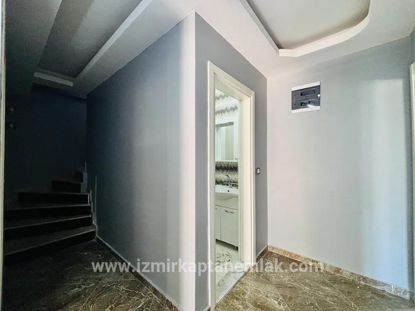 2+1 Bedroom Apartment For sale in Çolak İbrahim Bey Nbh. Seferihisar - 160 m²