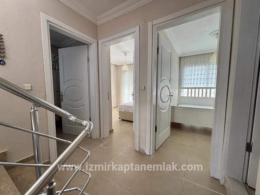 İzmir Seferihisar Republic Neighbourhood In 310 m² Inside for sale 3+1 duplex villa