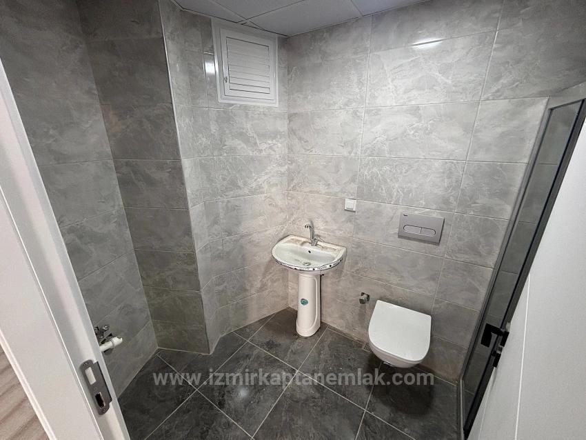 1+1 Apartment In A Great Location In Turabiye, Seferihisar, Izmir