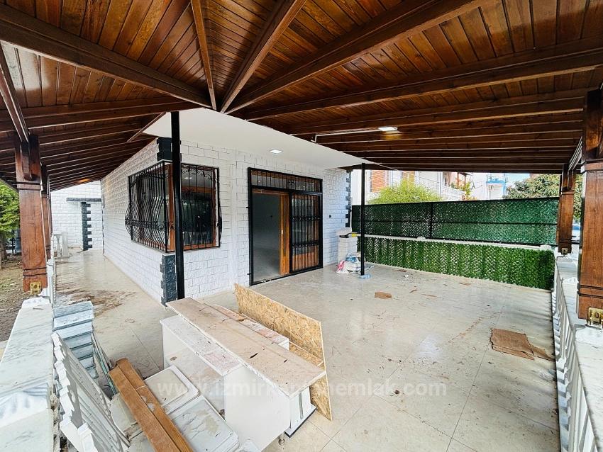 4+1 Detached Triplex Summer Villa On The Sea Side In Bengiler, Seferihisar