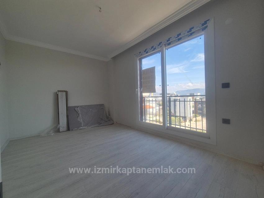 3+1 Villa For Sale With Sea View And Garden In Doğanbey Atatürk Neighborhood
