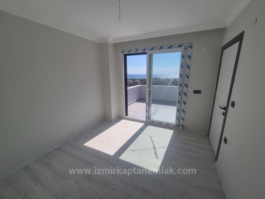 3+1 Villa For Sale With Sea View And Garden In Doğanbey Atatürk Neighborhood
