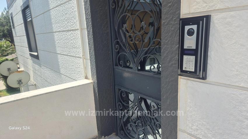 Detached Workplace For sale in Payamlı Nbh. Seferihisar Doğanbey - 220 m²