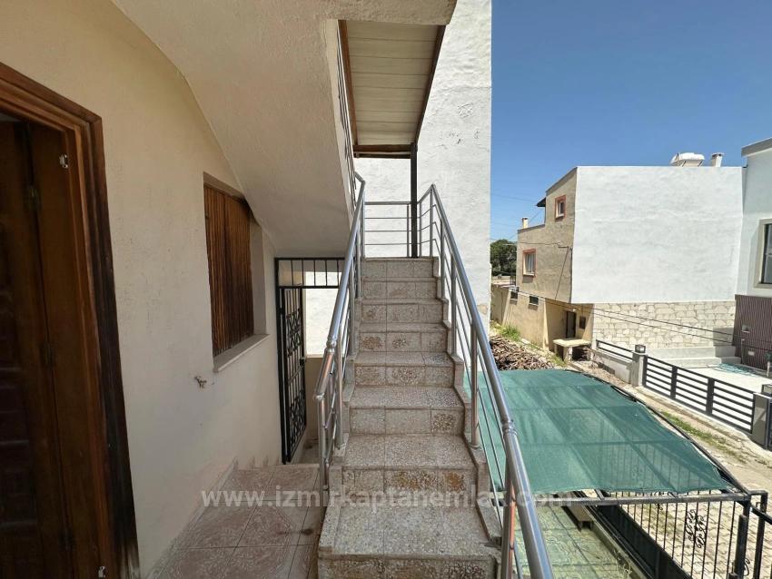 Two 2+1 Seaside Apartments For Sale In Payamlı, Seferihisar, Izmir