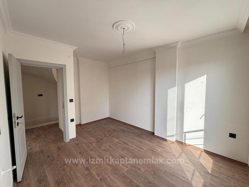 Brand New 2+1 Villa For Sale In A Beautiful Location In Seferihisar Doğanbey Payamlı