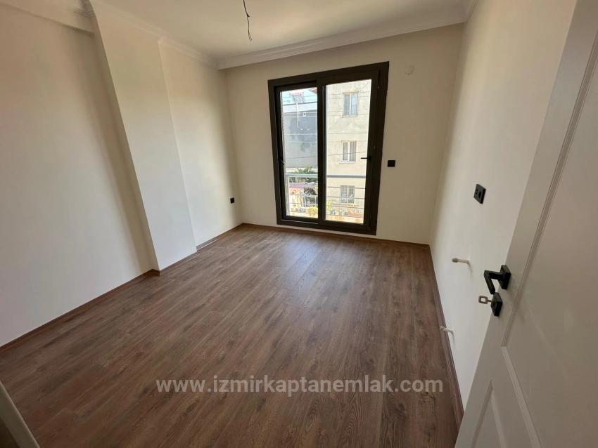 Brand New 2+1 Villa For Sale In A Beautiful Location In Seferihisar Doğanbey Payamlı