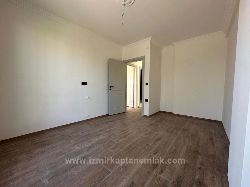 Brand New 2+1 Villa For Sale In A Beautiful Location In Seferihisar Doğanbey Payamlı