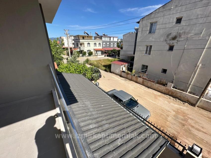 Brand New 2+1 Villa For Sale In A Beautiful Location In Seferihisar Doğanbey Payamlı