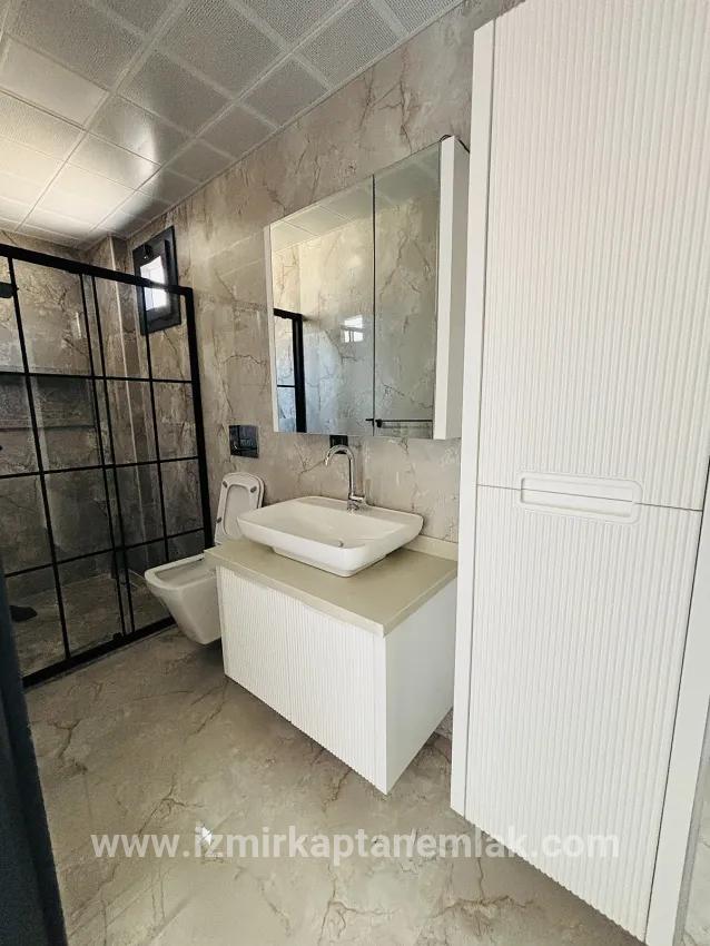 3+1 Bedroom Summerhouse For sale in Atatürk Nbh. Seferihisar Doğanbey - 150 m²