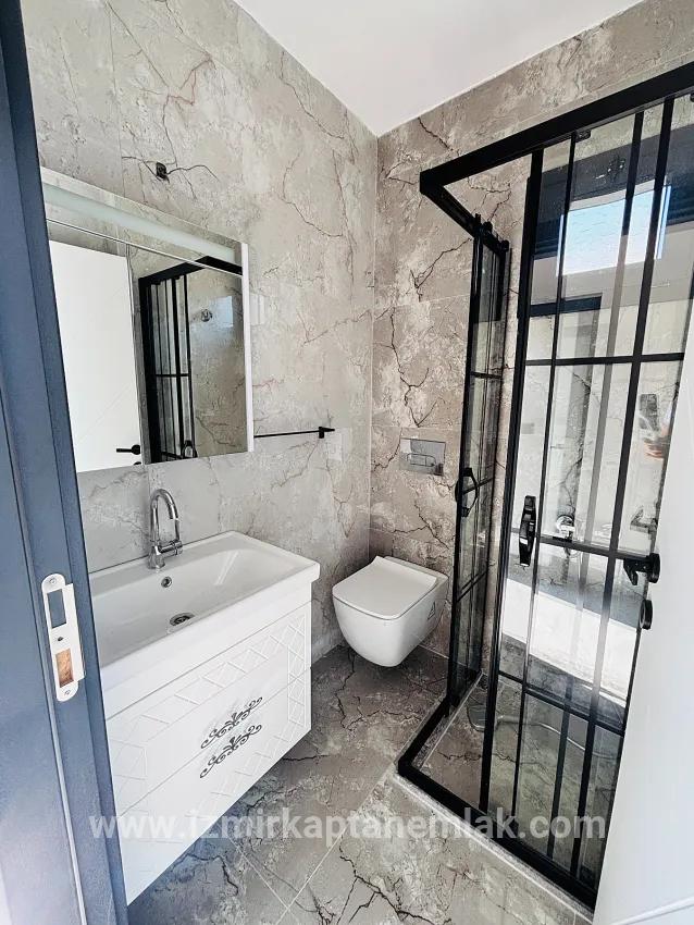 3+1 Bedroom Summerhouse For sale in Atatürk Nbh. Seferihisar Doğanbey - 150 m²