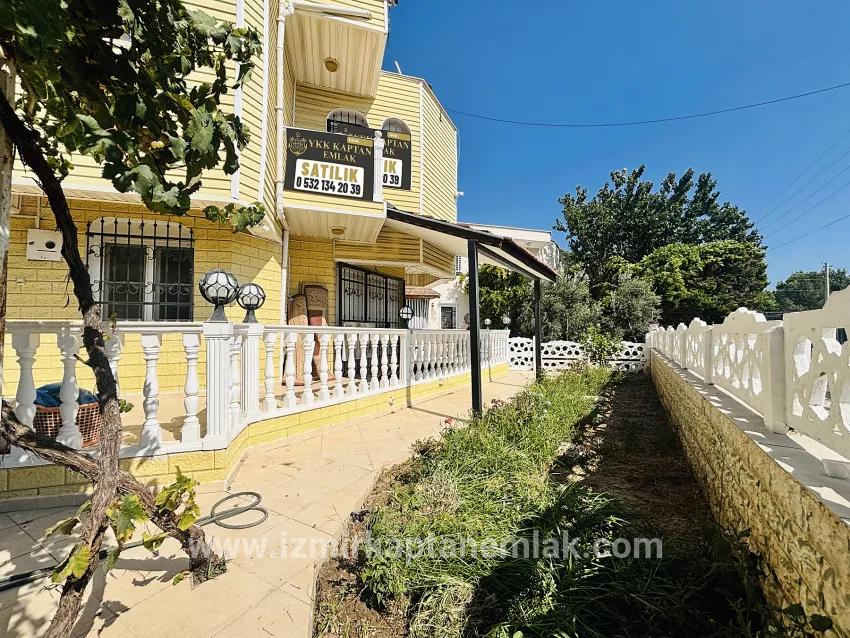 3+1 Bedroom Summerhouse For sale in Mersin Alanı Nbh. Seferihisar Ürkmez - 150 m²