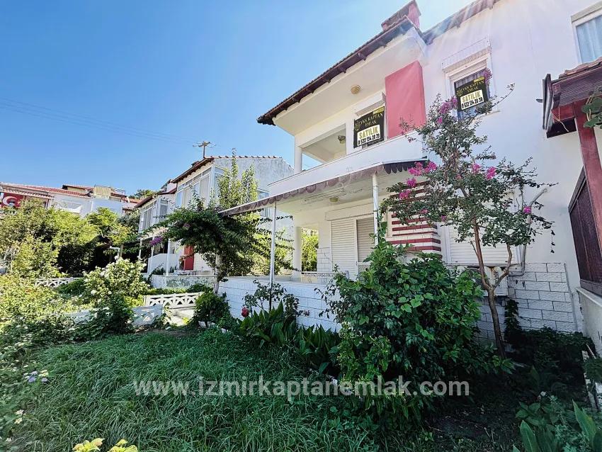 2+1 Bedroom Summerhouse For sale in Atatürk Nbh. Seferihisar Doğanbey - 85 m²