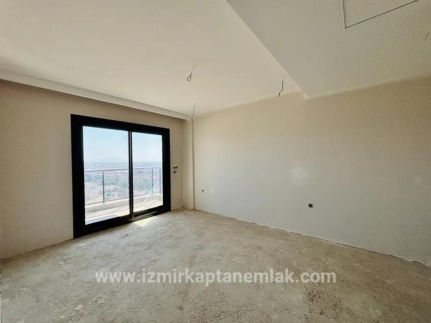 3+2 Bedroom Villa For sale in Turabiye Nbh. Seferihisar - 240 m²
