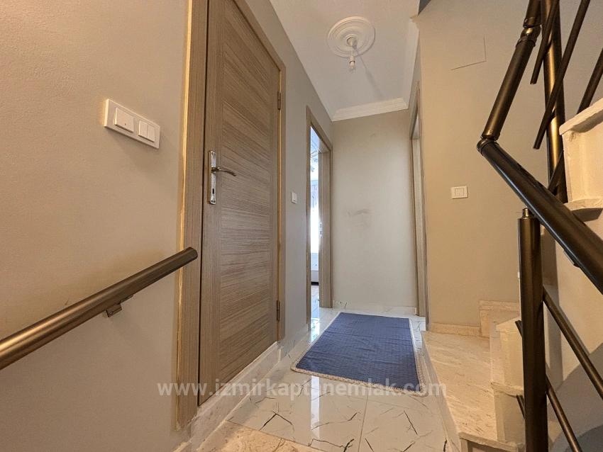 Spacious 3+1 Villa For Sale In Seferihisar Payamlı, 500 M From The Beach