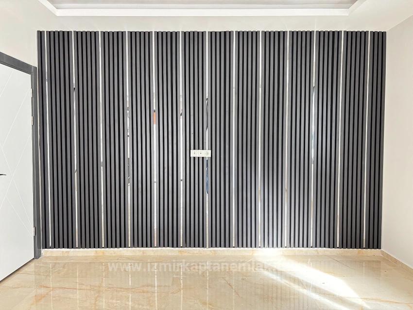 4+1 Villa For Sale With Sea View And Condominium In Seferihisar Doğanbey