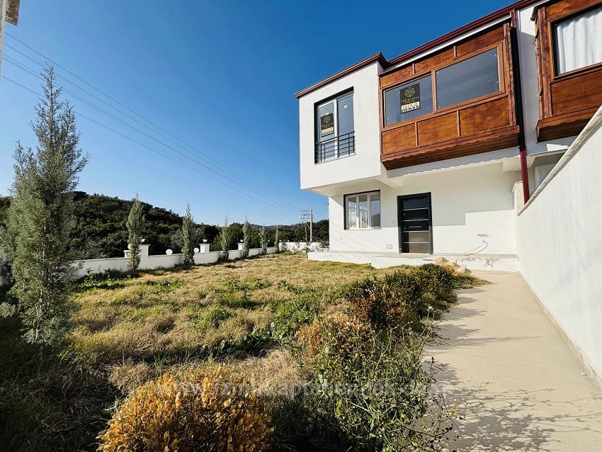 Brand New 3+1 Villa For Sale With A Large Garden In Seferihisar Payamlı Village