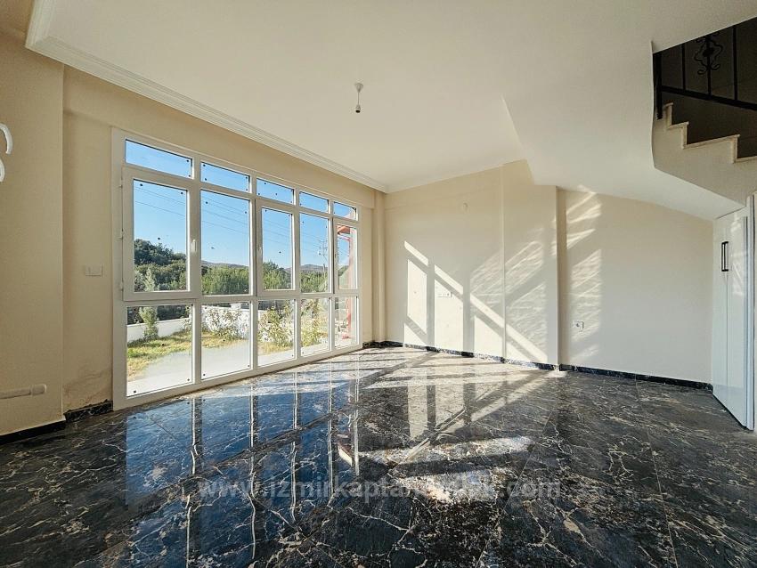 Brand New 3+1 Villa For Sale With A Large Garden In Seferihisar Payamlı Village