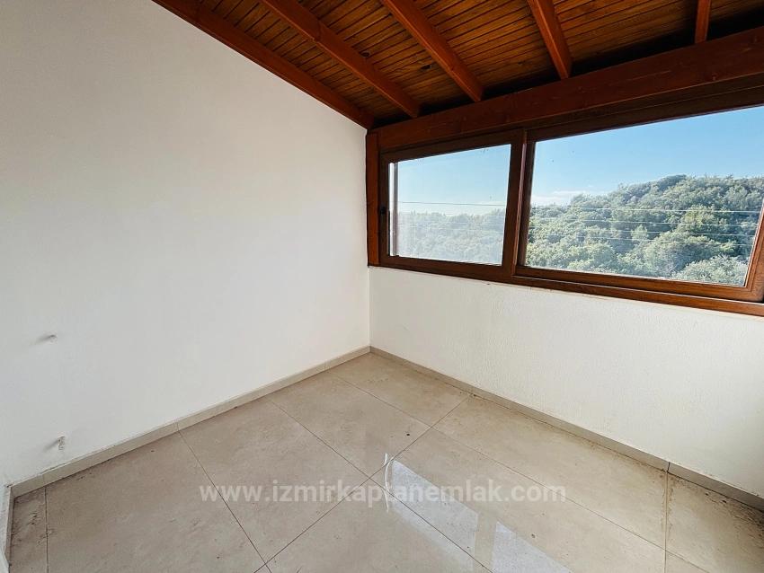 Brand New 3+1 Villa For Sale With A Large Garden In Seferihisar Payamlı Village