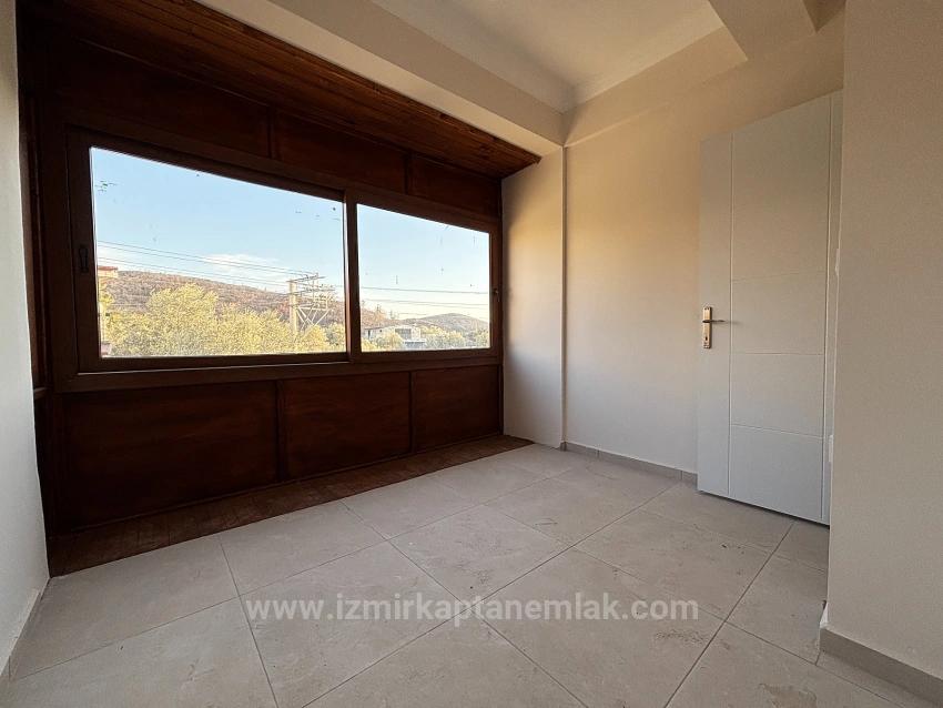Brand New 3+1 Villa For Sale With A Large Garden In Seferihisar Payamlı Village