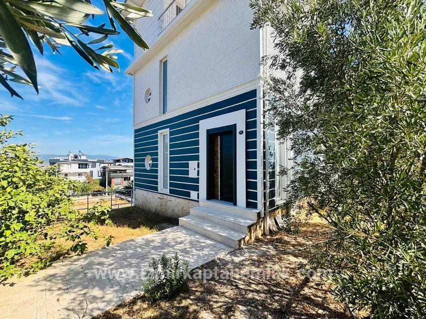 3+2 Bedroom Summerhouse For sale in Atatürk Nbh. Seferihisar Doğanbey - 160 m²