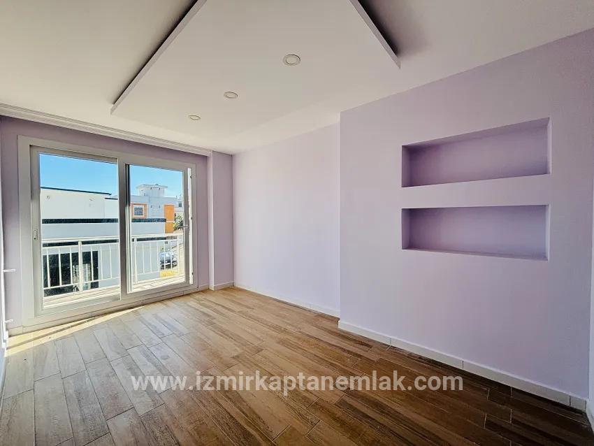 3+2 Bedroom Summerhouse For sale in Atatürk Nbh. Seferihisar Doğanbey - 160 m²