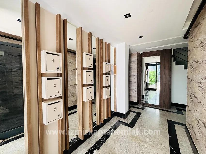 2+1 Bedroom Apartment For sale in Necat Hepkon Nbh. Seferihisar - 110 m²