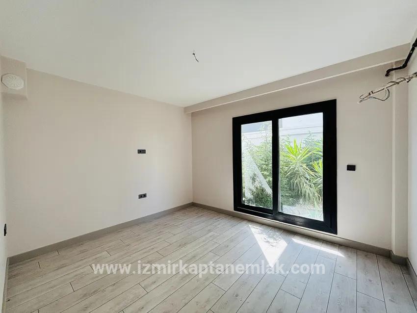 2+1 Bedroom Apartment For sale in Necat Hepkon Nbh. Seferihisar - 110 m²