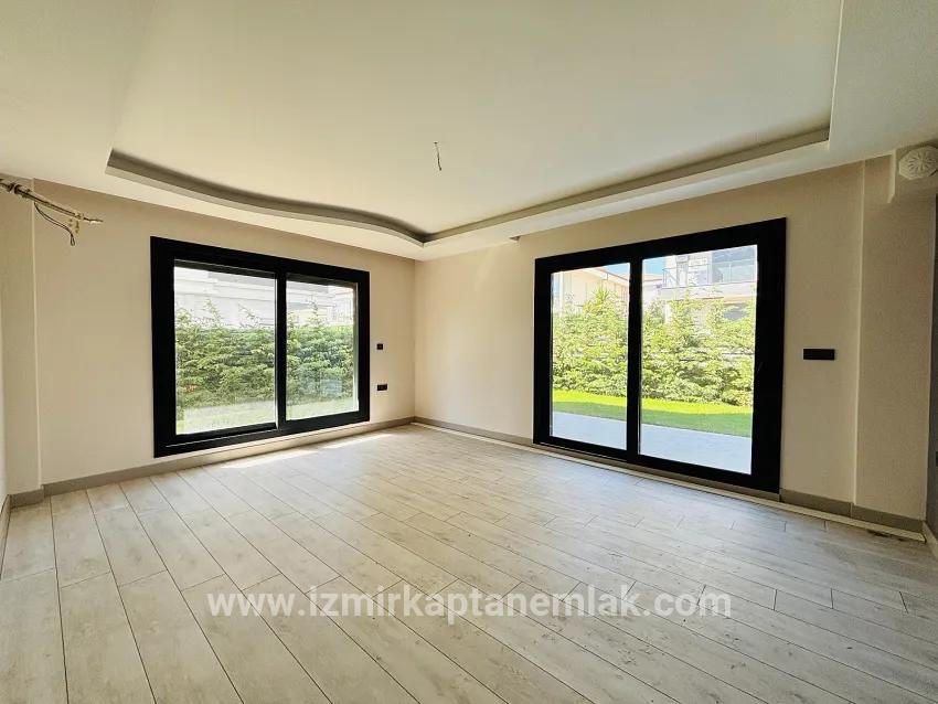 2+1 Bedroom Apartment For sale in Necat Hepkon Nbh. Seferihisar - 110 m²