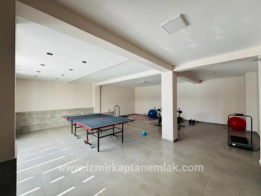 3+1 Bedroom Apartment For sale in Necat Hepkon Nbh. Seferihisar - 160 m²