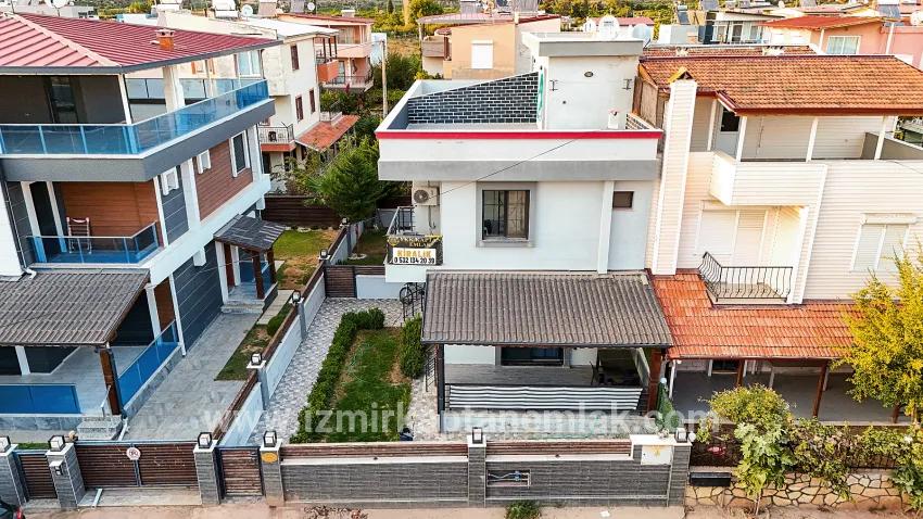 2+1 Bedroom Villa For sale in Payamlı Nbh. Seferihisar Doğanbey - 95 m²