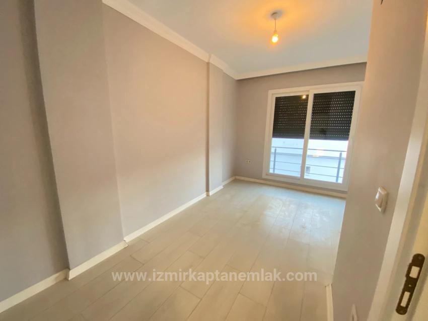 Airy 3+1 Villa With Garden For Sale In Seferihisar Ürkmez