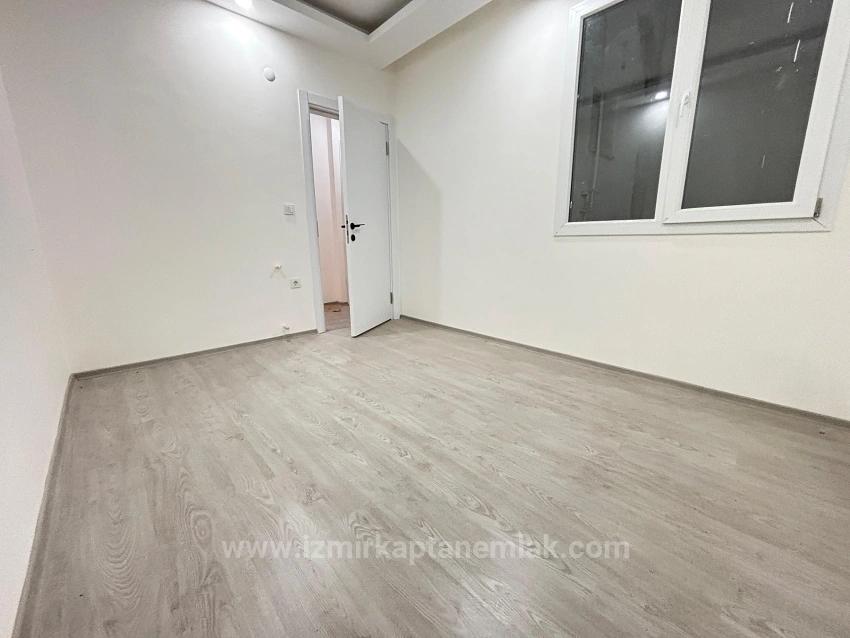 Separate Kitchen 130 M² 3+1 Apartment With Elevator For Sale In Seferihisar Ürkmez
