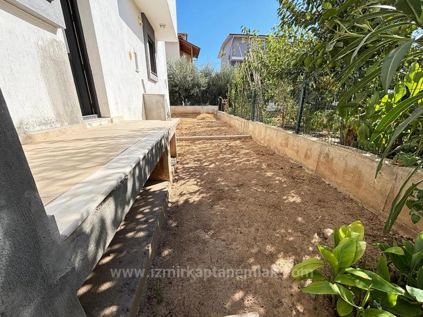 Spacious 3+1 Villa For Sale In Seferihisar Doğanbey Center