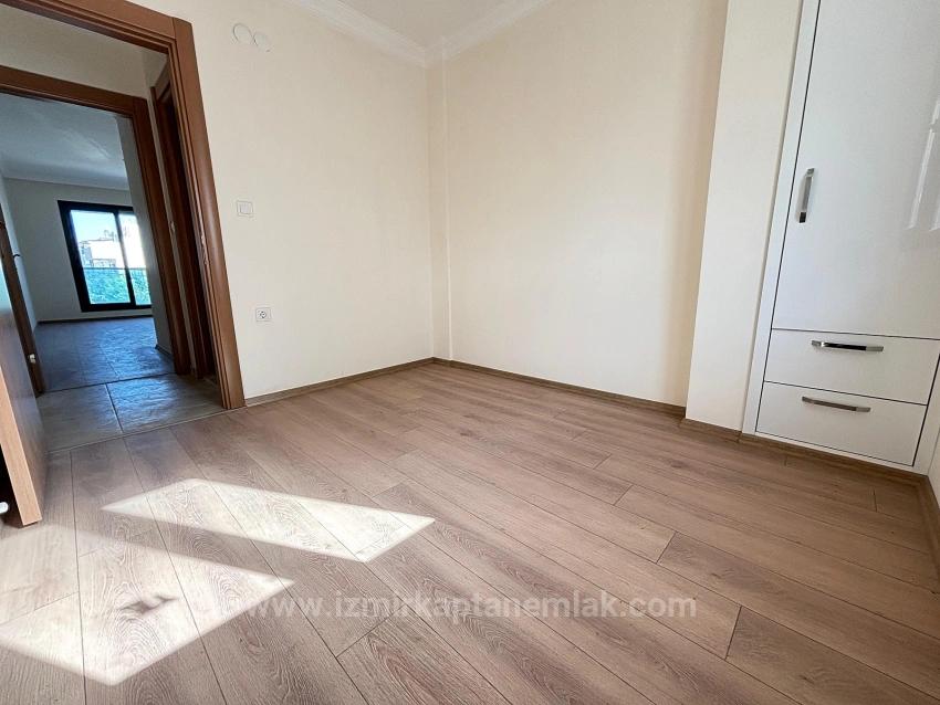 3+1 Villa For Sale With Parking And Garden In Seferihisar Doğanbey, 500 Meters From The Beach